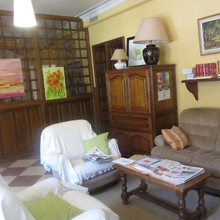 Du Rascalat Hotell LʼHospitalet-du-Larzac