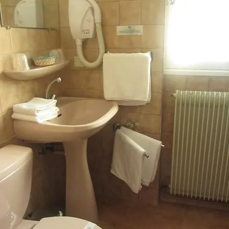 Du Rascalat Hotell